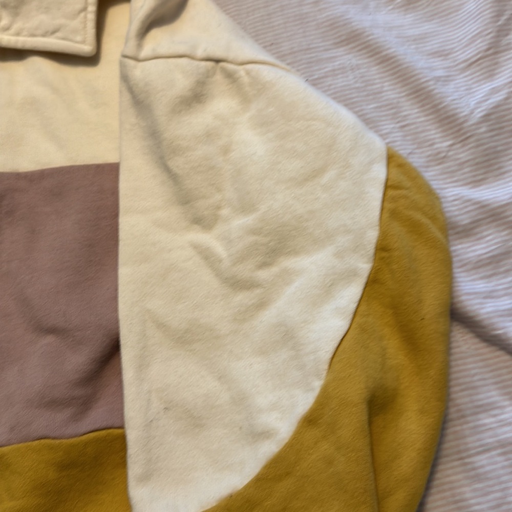 Universal Threadđź§µ crew neck pull over Size: medium - Picture 3 of 4